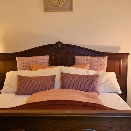 Barocker Hof Rhodt Daire Rhodt unter Rietburg