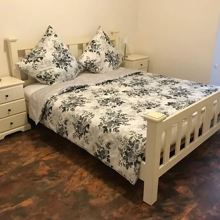 Barocker Hof Rhodt *