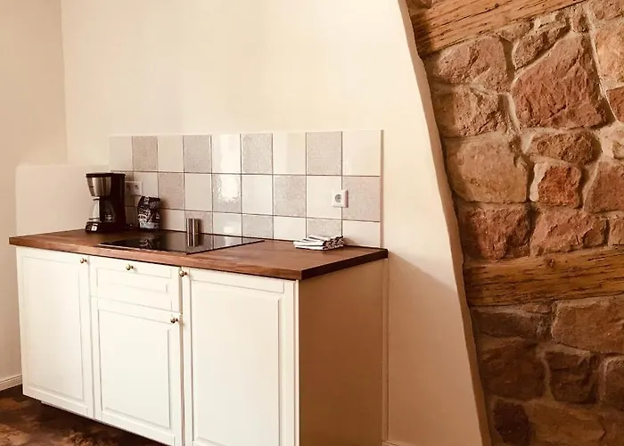 Barocker Hof Rhodt * Rhodt unter Rietburg